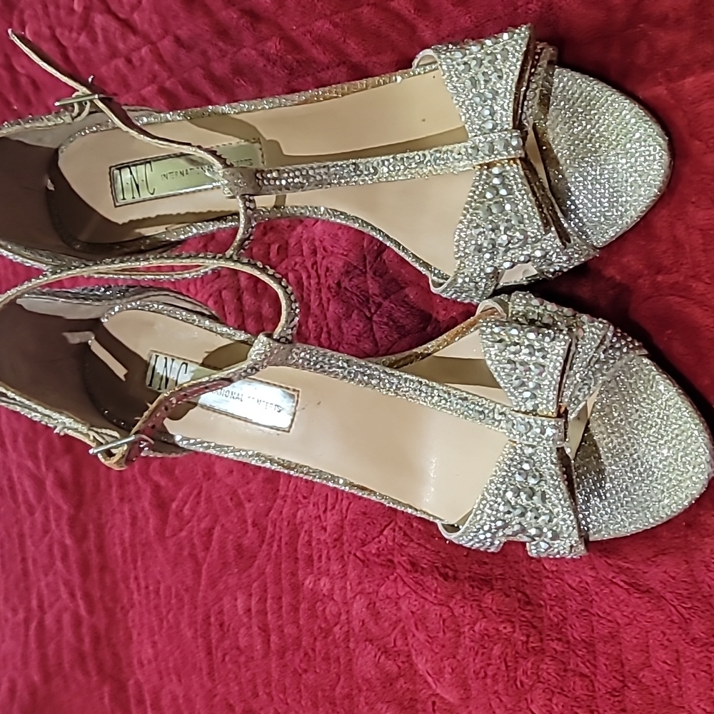 INC SHOES
